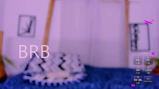 Snapshot of _RedMoon chatting on December 5, 2024, 10:45 pm RedMoon online show from December 5, 2024, 10:45 pm