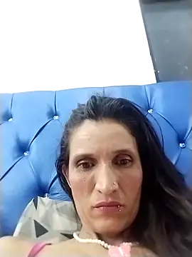 Snapshot of Nathasha_LatinHot chatting on November 3, 2025, 5:20 am Nathasha LatinHot online show from November 3, 2025, 5:20 am