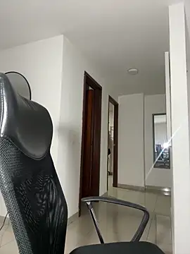 emma oxford online show from February 10, 2026, 12:15 am