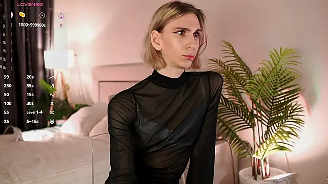 Snapshot of Lettie_brooks chatting on March 23, 2025, 6:37 am Lettie brooks online show from March 23, 2025, 6:37 am