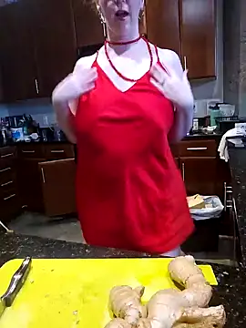 littlelustlamb online show from October 9, 2025, 6:28 pm