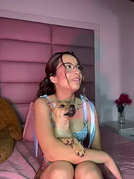 little-Emma online show from January 11, 2025, 9:04 am