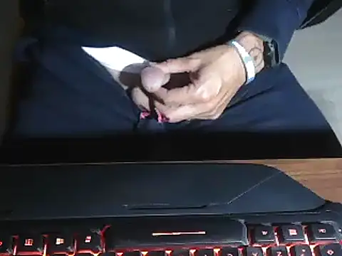 Adri gard online show from October 2, 2025, 8:49 pm