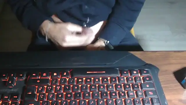 Adri gard online show from November 5, 2025, 10:43 pm