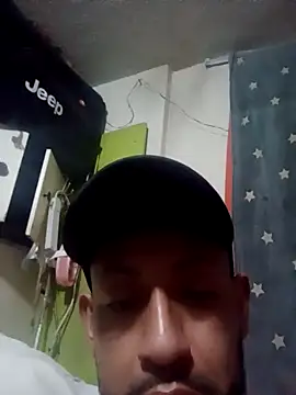 Snapshot of pineda1689 chatting on January 30, 2025, 7:39 am pineda1689 online show from January 30, 2025, 7:39 am