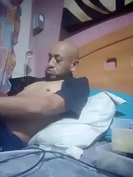 Snapshot of pineda1689 chatting on September 18, 2025, 2:02 am pineda1689 online show from September 18, 2025, 2:02 am