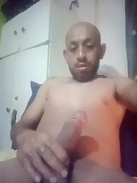 Snapshot of pineda1689 chatting on October 6, 2025, 7:50 am pineda1689 online show from October 6, 2025, 7:50 am