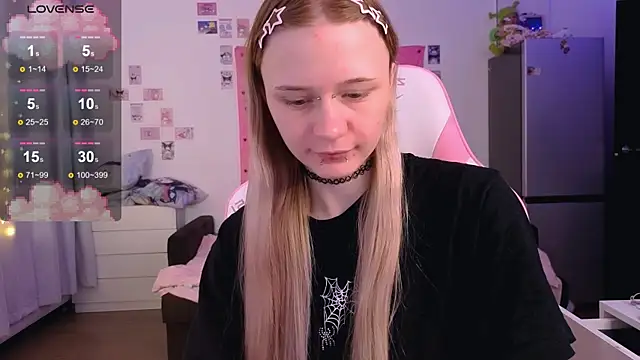 Milia Parker online show from December 5, 2025, 6:55 am