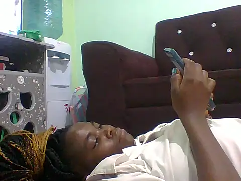 sexxyqueenn22 online show from November 14, 2025, 11:09 am