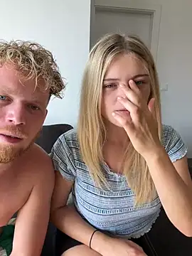 Snapshot of NickyGold_Official chatting on May 24, 2026, 4:23 pm NickyGold Official online show from May 24, 2026, 4:23 pm