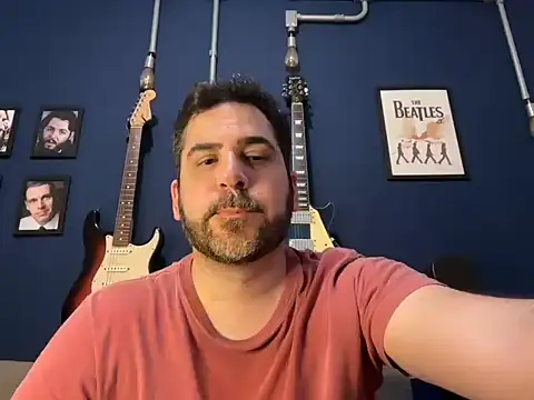 Snapshot of hotsafadinho chatting on February 12, 2025, 3:29 am hotsafadinho online show from February 12, 2025, 3:29 am