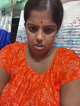 Beauty-queen online show from October 6, 2025, 1:30 pm