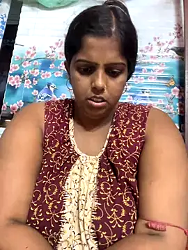 Beauty-queen online show from October 8, 2025, 10:24 am