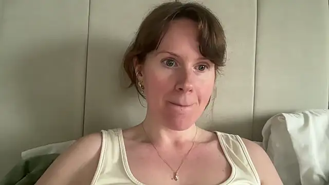 redheadrosie69 online show from March 8, 2026, 4:00 pm