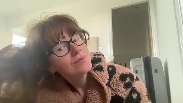 Snapshot of redheadrosie69 chatting on June 11, 2026, 4:54 am redheadrosie69 online show from June 11, 2026, 4:54 am