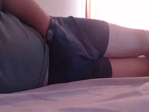 Snapshot of gentleman404040 chatting on September 26, 2025, 8:07 am gentleman404040 online show from September 26, 2025, 8:07 am