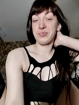 NikaXBerry online show from March 11, 2025, 1:01 pm