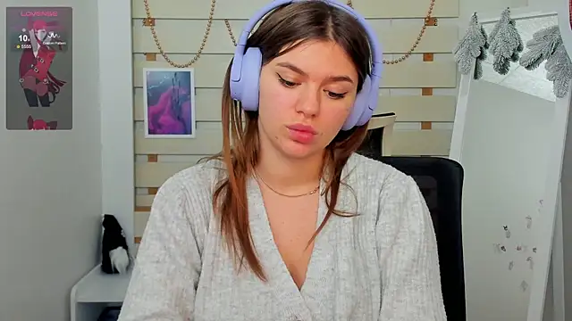 Josephine Kiss online show from December 22, 2024, 10:17 am