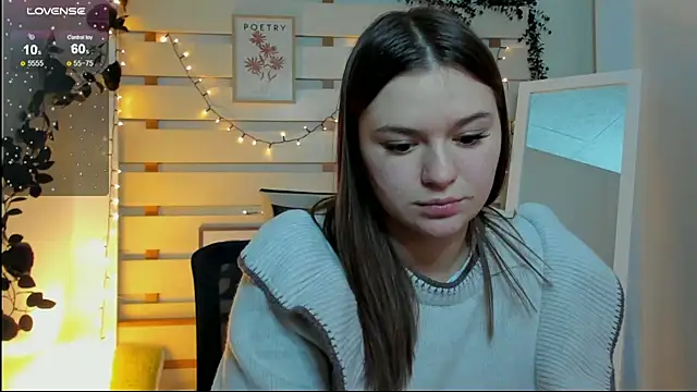 Josephine Kiss online show from February 5, 2026, 2:22 pm