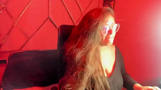 SaraThomso online show from November 21, 2025, 3:16 am