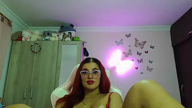 caroline jonson online show from July 6, 2026, 10:01 pm