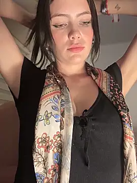 Lorraine Leon online show from January 21, 2025, 2:33 am