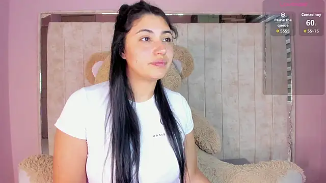 Danna 777  online show from January 13, 2026, 10:04 pm