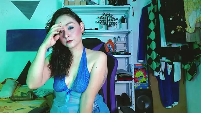 Snapshot of Kaory_32 chatting on April 15, 2026, 7:21 pm Kaory 32 online show from April 15, 2026, 7:21 pm