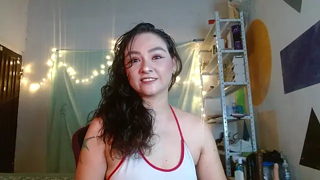 Snapshot of Kaory_32 chatting on June 10, 2026, 12:00 am Kaory 32 online show from June 10, 2026, 12:00 am