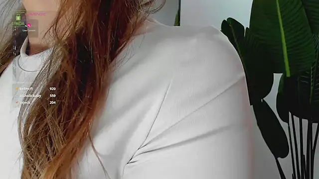 Snapshot of Whitney_Svonn chatting on December 18, 2024, 10:51 am Whitney Svonn online show from December 18, 2024, 10:51 am