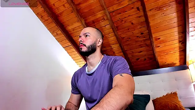 Tom Bailey online show from December 19, 2025, 12:34 pm