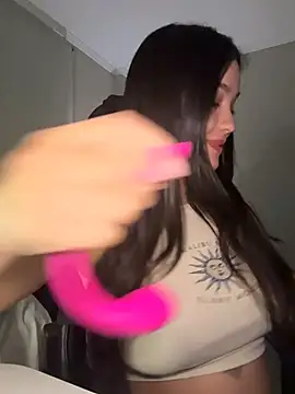 MisFrekcles  online show from April 15, 2026, 9:38 am