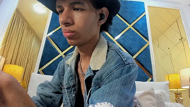 TomyMosterCock online show from April 8, 2026, 8:31 pm