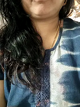 cuteyqueen online show from January 29, 2025, 7:36 am