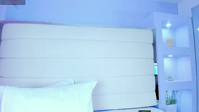 JessyEvans online show from February 15, 2025, 2:04 am