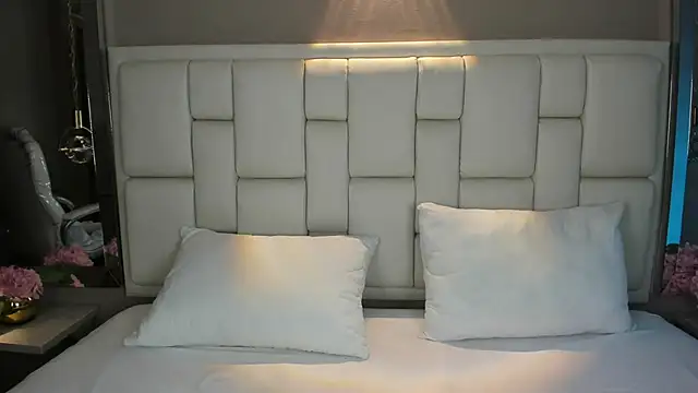 JessyEvans online show from October 1, 2025, 8:26 pm