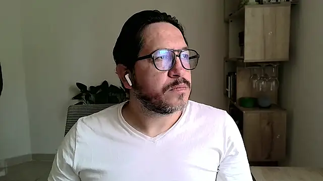 OsoMaduro12 online show from February 12, 2026, 1:06 pm