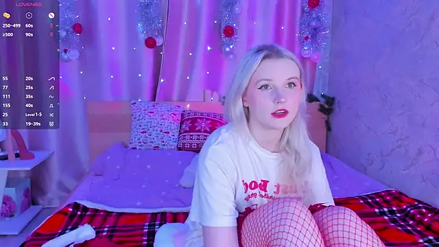 SweeteRose Royce online show from December 20, 2024, 2:49 pm