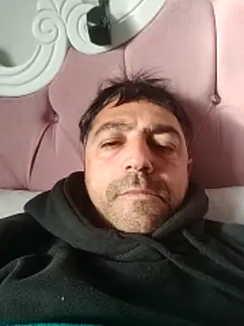 Muratcanik44 online show from February 12, 2026, 12:33 pm