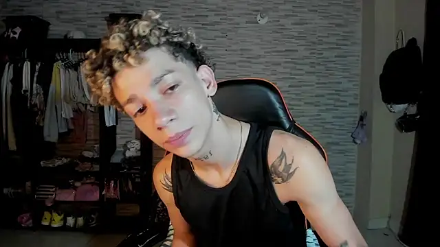 mateodeamjo online show from September 18, 2025, 9:11 am