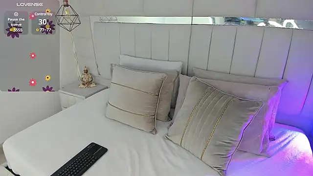 1m dalhia online show from February 5, 2025, 9:07 pm