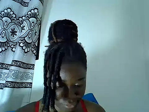 Snapshot of _Elsie chatting on February 20, 2025, 4:14 pm Elsie online show from February 20, 2025, 4:14 pm