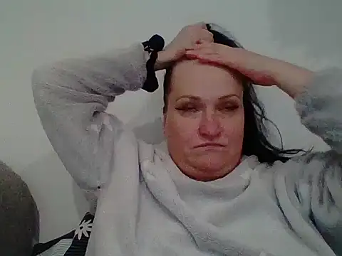  squirty cum lady  online show from January 24, 2025, 4:39 pm