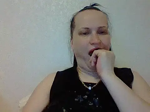  squirty cum lady  online show from February 20, 2025, 7:52 pm