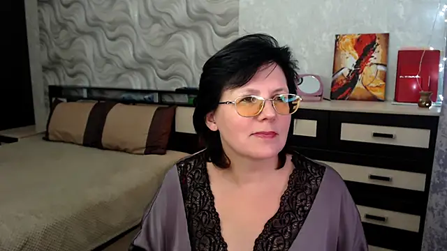 Snapshot of VitaCharm chatting on February 23, 2026, 7:33 pm VitaCharm online show from February 23, 2026, 7:33 pm