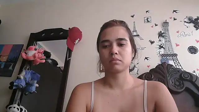 trianabell online show from January 15, 2026, 4:33 pm