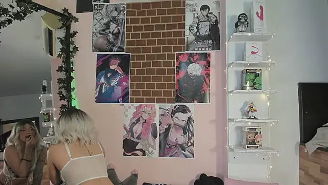 sensualkattt online show from December 13, 2024, 12:06 pm