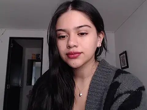 Snapshot of angelbeat_ chatting on December 6, 2024, 8:07 pm angelbeat online show from December 6, 2024, 8:07 pm