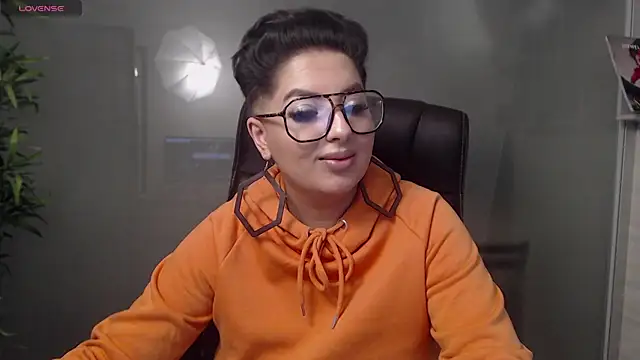 BustyAllyy online show from January 27, 2025, 1:16 am