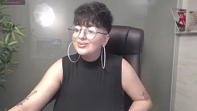 BustyAllyy online show from January 31, 2025, 9:26 pm